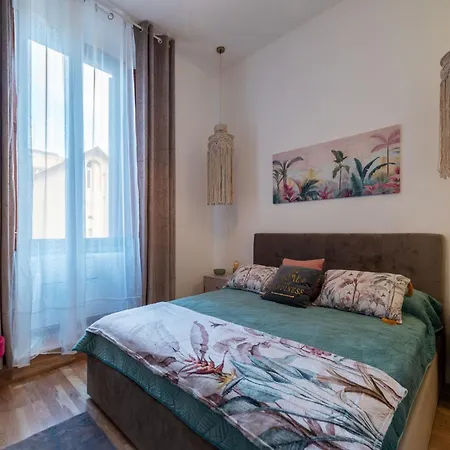 Apartament Guesthost - Termini Cozy Grey *